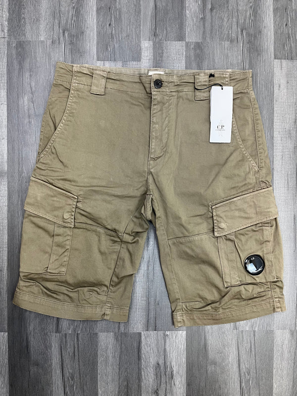 CP Company Cargo Lens Shorts - Beige